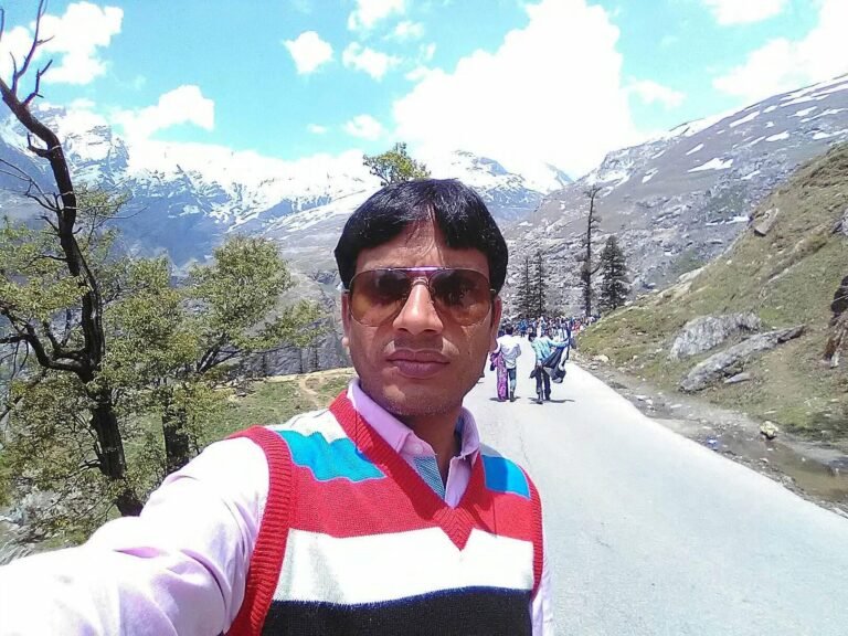 जावेद आलम ख़ान की दस कविताएँ