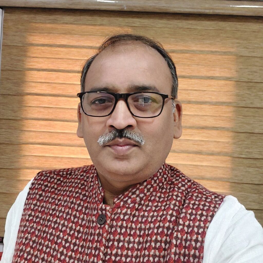 राकेश बिहारी की कहानी ‘कहानी से पेश्तर’